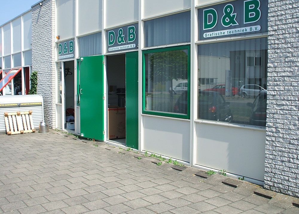 Het pand aan Grootzeil in Zeewolde