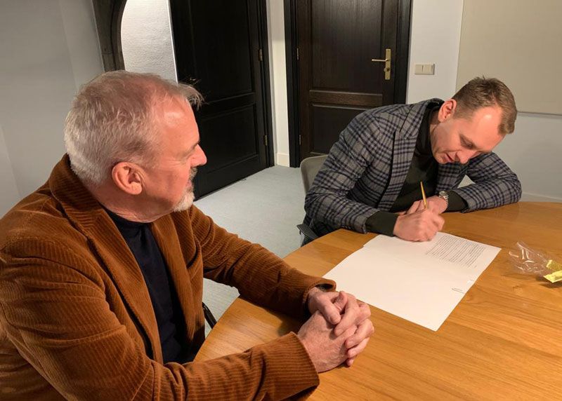 Jasper neemt D&B over